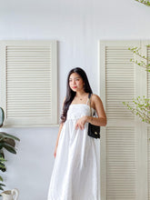 Load image into Gallery viewer, Sweetheart Dress Eyelet
