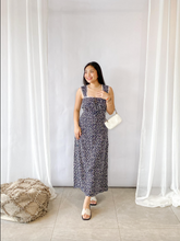 Load image into Gallery viewer, Lace Dress Printed
